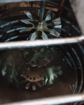 Agitador-de-Alto-Cisalhamento-Triplo-3-1-Cortado Agitador-de-Alto-Cisalhamento-Triplo-3-1-Cortado